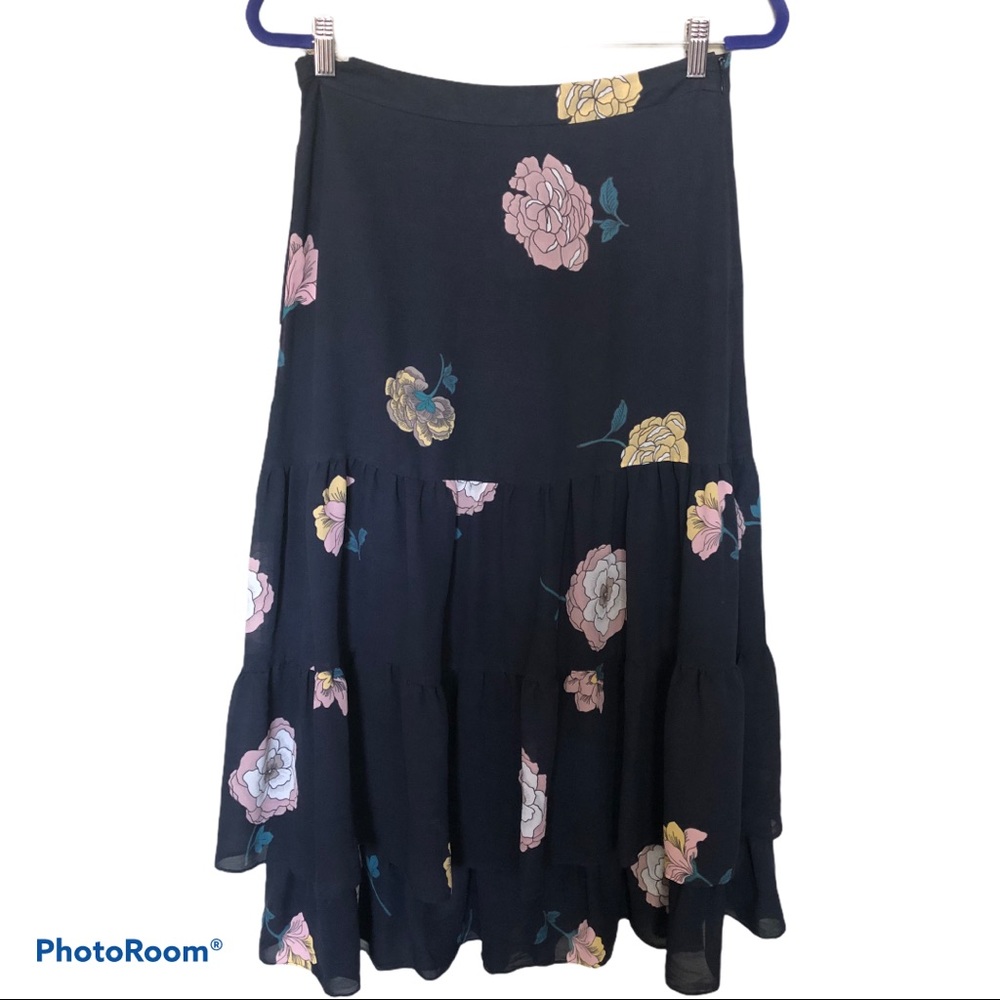 LOFT NWT navy floral midi ruffle tiered skirt